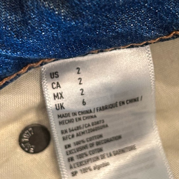 American Eagle Distressed  Denim Mini Skirt - Picture 5 of 6